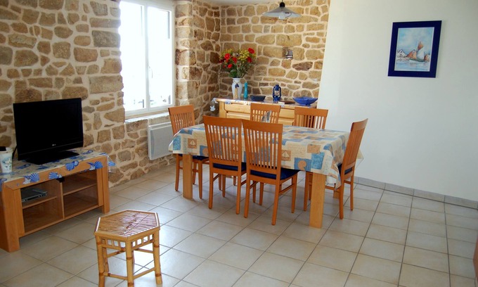 Erdeven Apartment | Gîte Ty Mein, ocean view 400m away - Erdeven beach -3 bedrooms for 6 people