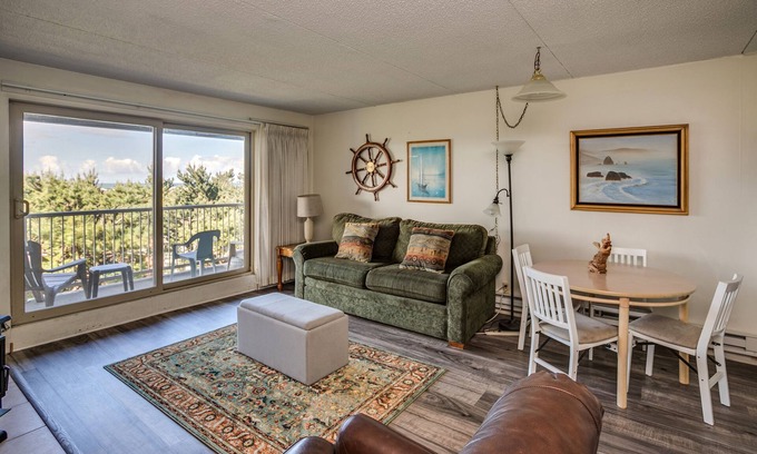 Gearhart Condo | G604 1st Floor, 1 bedroom limited ocean view, No cleaning fees