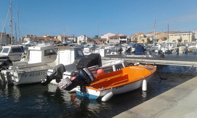Martigues House | Gaby gite T3 on the port. Sea view. Provence, Côte bleue CARRO Martigues.