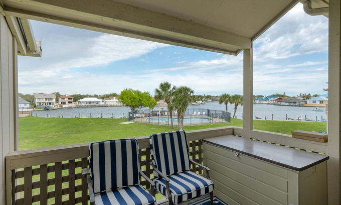 Harbor Oaks Condo | Gaetano's Getaway | Water Views, Boat Slip