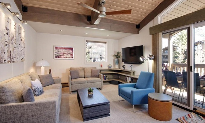 Aspen House | Gant Unit K301, A resort condo w/fireplace, upgraded kitchen, A/C, views from every room