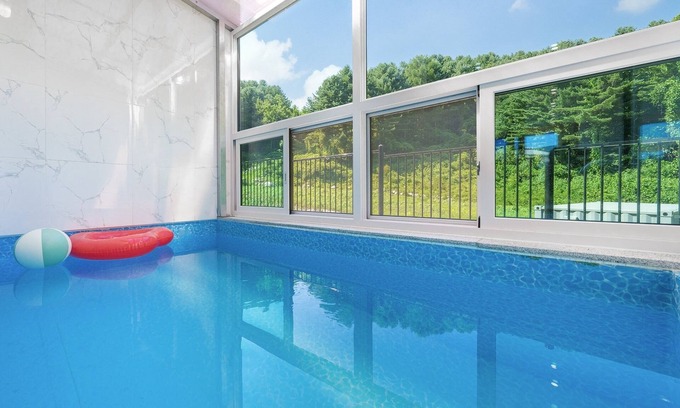Sang House | Gapyeong Staysumok Pool Villa Pension