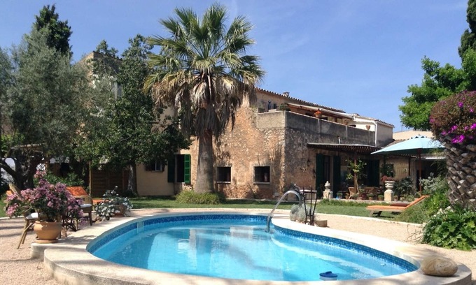 Sencelles Apartment | Garden apartment with its own terrace in a historic mansion