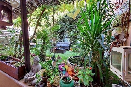 Pigneto Apartment | Garden Corner Pigneto apartment Rome