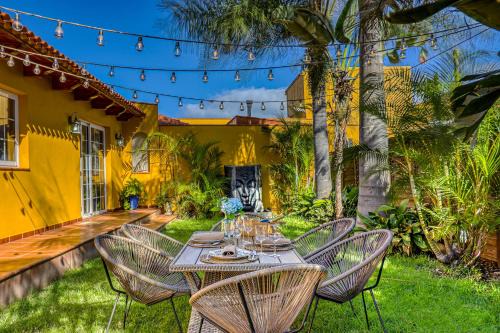 Santa Barbara House | Garden Paradise House w/ BBQ & Volcano View