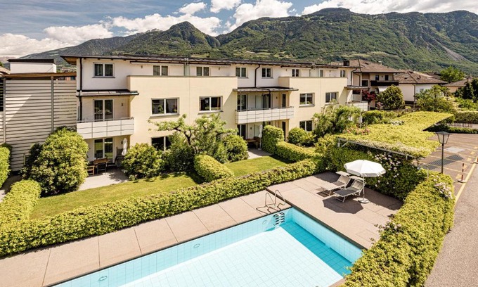 Lana Apartment | Garden Residence