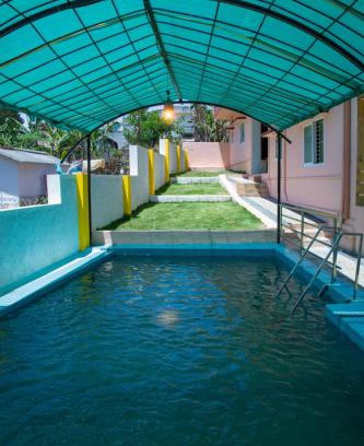 Yercaud Hotel | Garden Woods