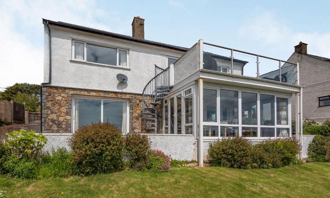 Mynytho House | Garna