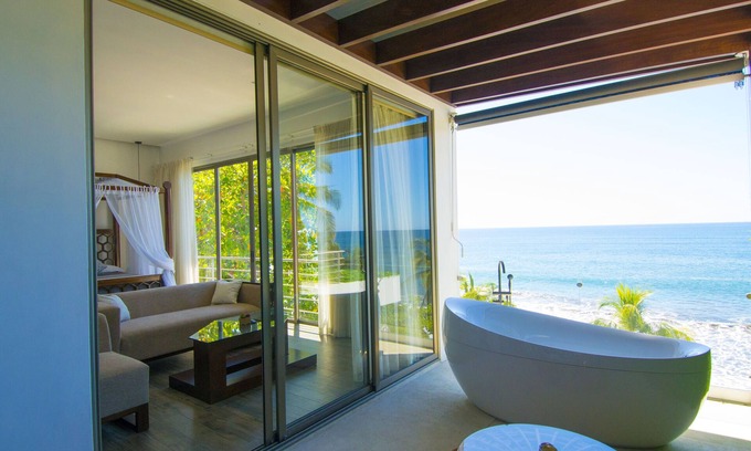 El Zonte Resort | Garten Penthouse: An Idyllic, Oceanfront Retreat