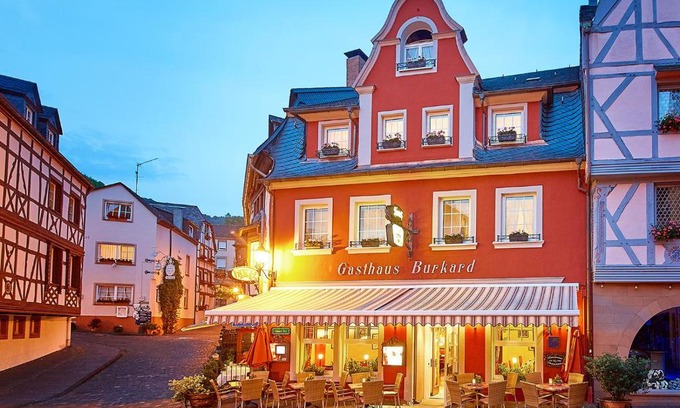Bernkastel Hotel | Gasthaus Burkard