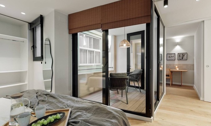 El Putget i Farro Apartment | Gaudi - 3 bedrooms and terrace in Sant Gervasi