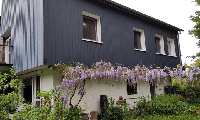 Bad Arolsen Apartment | Gemütliche Wohnung Ruhige Stadtrandlage 15 Min Gehweg zur Innenstadt u. Kliniken