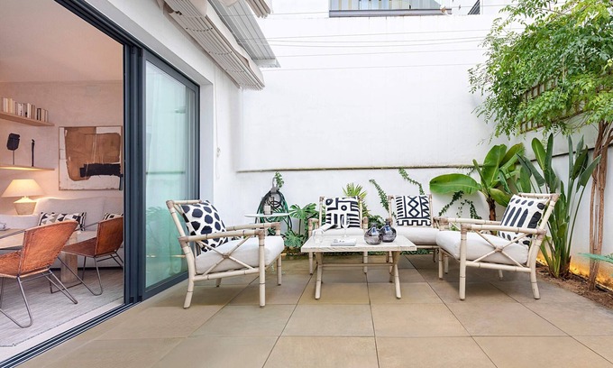 Triana Apartment | Genteel Home Pureza