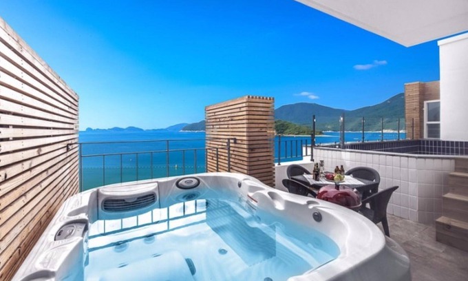Irun-myeon House | Geojedo Blue Hill Pension