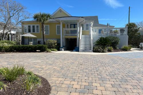 Savannah Beach Apartment | Georgianne Suite One