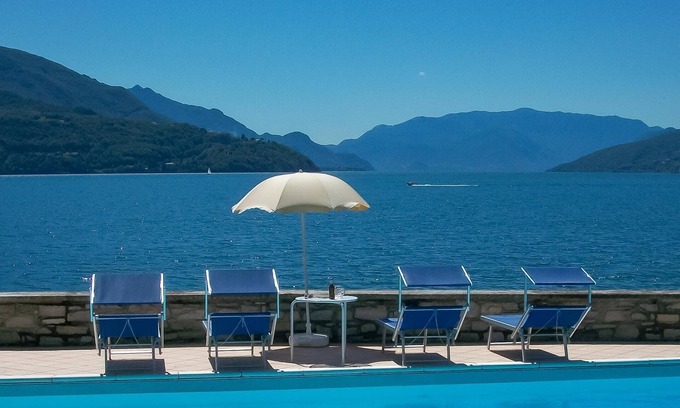 Consiglio di Rumo Apartment | GiardinoLago Arancio Holiday flat on the lake with pool