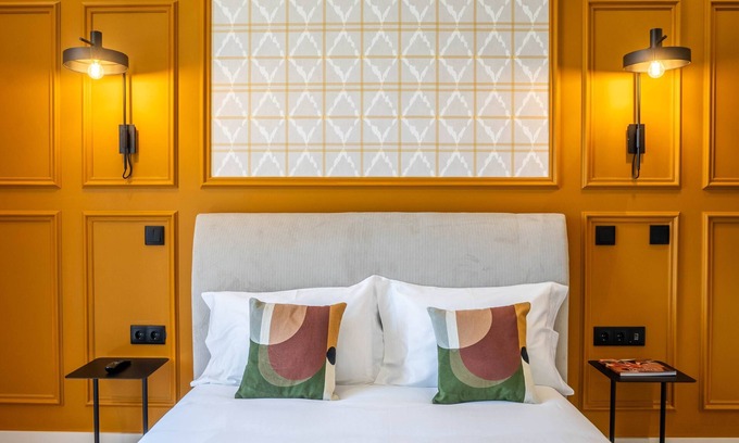 Viana do Castelo Apartment | Gigantones GuestHouse -Historic Center River View!