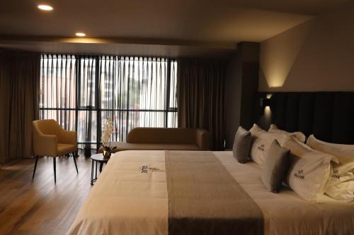 Pereira Hotel | Giluxe Hotel