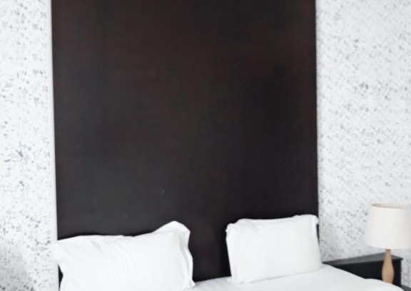 Gadong Hotel | Ginasuite Hotel