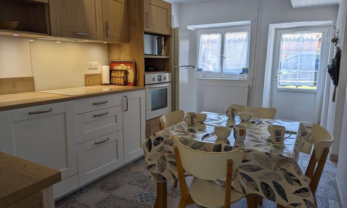 Chasseneuil-sur-Bonnieure Cottage | Gite Chasseneuil-sur-Bonnieure, 2 bedrooms, 4 persons