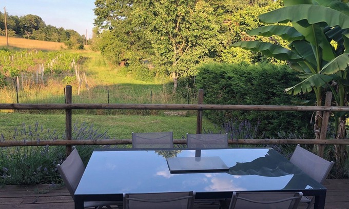 Saint-Aubin-de-Branne House | Gite in the heart of nature