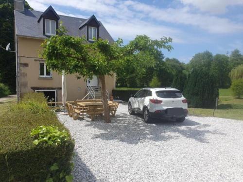 Bacilly House | GITE LE MOULIN en Baie du MONT ST MICHEL