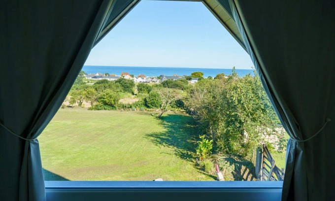 Siouville-Hague Cottage | Gite Siouville-Hague, 1 bedroom, 2 persons