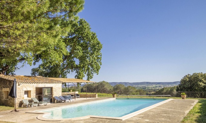 Tresques Ski Chalet | Gîte Tresques - charming and rural holiday home in Tresques, Gard, France