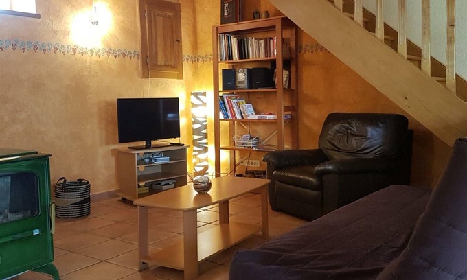 Villemontais Cottage | Gite Villemontais, 3 bedrooms, 6 persons