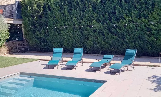 Colonzelle House | Gites du Mas Moon with swimming pool and sauna