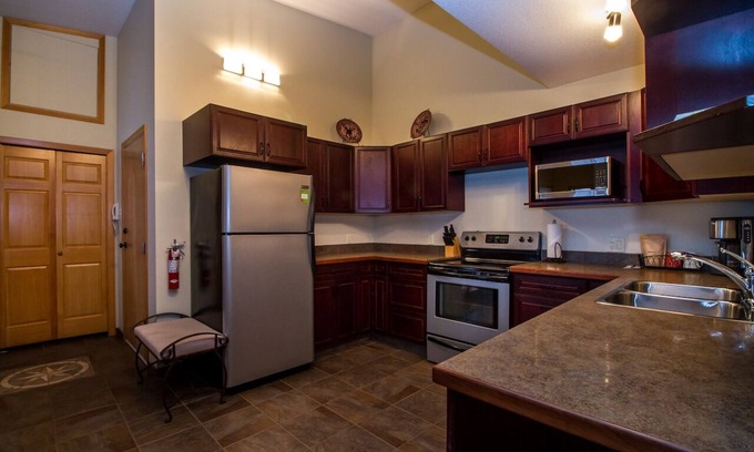 Revelstoke Condo | Give Something Back Retreat by Revelstoke Vacations