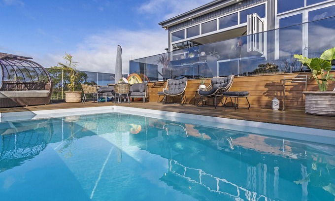 Portland House | Glen Prosen on Palmer - offers the ultimate in lux living with heated pool!