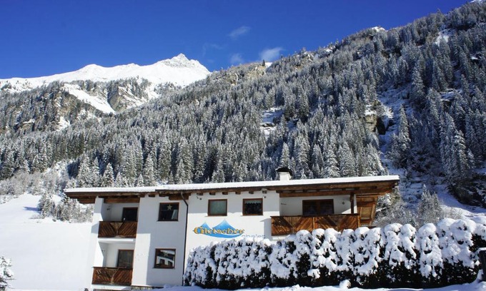Sankt Leonhard im Pitztal Apartment | Gletscherchalet