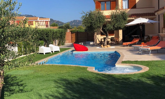 Olia Speciosa Villa | Gli Ulivi, Luxury Villa with private heated swimming pool, Jacuzzi, free WI-FI