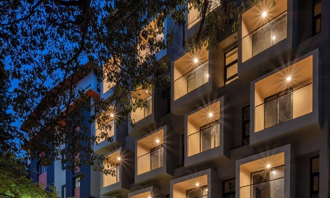 Koramangala 4th Block Hotel | Glitch by Otherland Koramangala