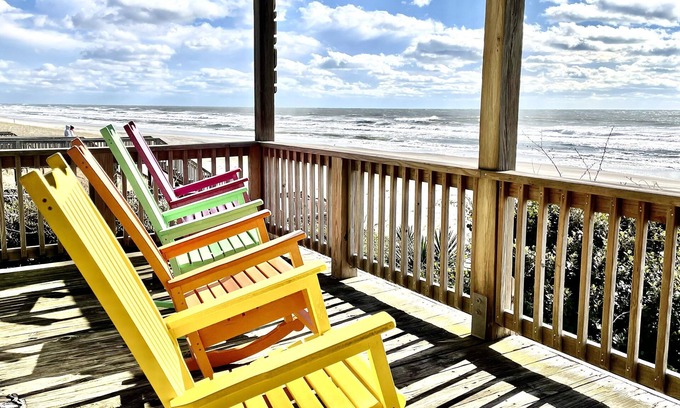 Emerald Isle House | Glori East/Oceanfront Ocean views from every room