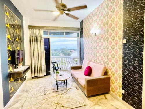 Taman Tanjung Apartment | GloryBeachResort2BedroomWifiNetflixFreeparking
