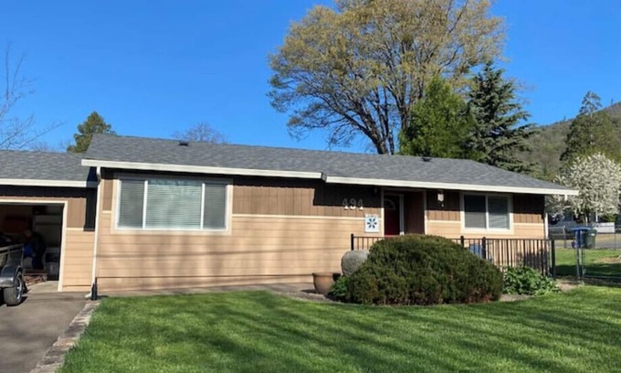 Gold Hill House | Gold Hill Gem!