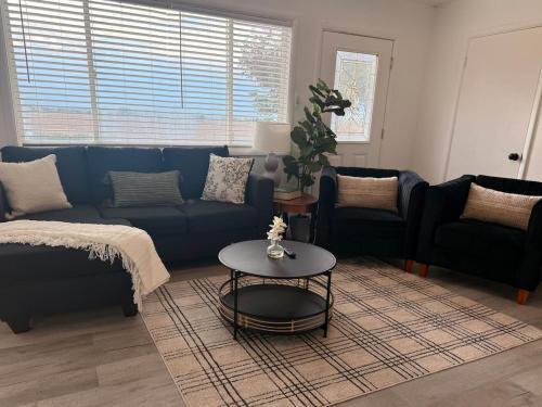 Caldwell House | Golden Acres in Calming Caldwell