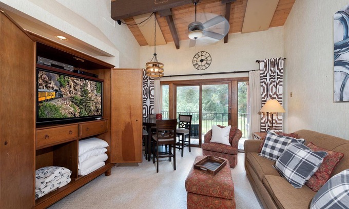 Purgatory Condo | Golden Feather Getaway (#552) |Near Ski - Deck - Golf/AC/Pool/Hot Tub