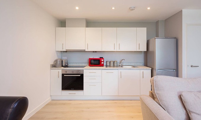 Maidstone Apartment | Golden Heights 9