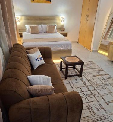 Bamburi Apartment | Golden hut studio