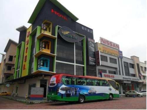 Central District Hotel | Golden Leaf Hotel Danga Bay