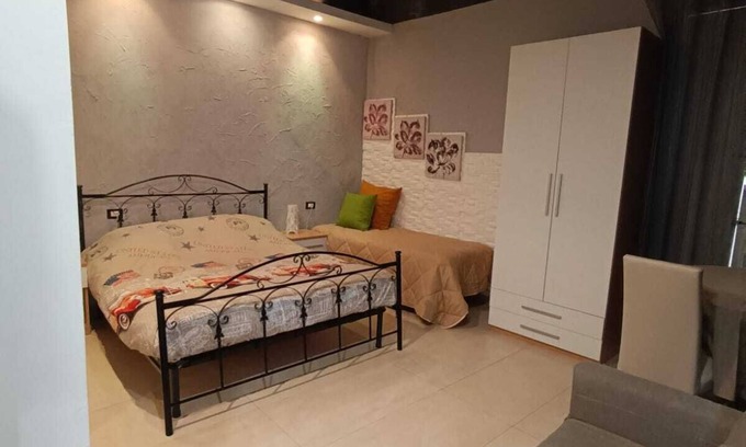 Trani Bed & Breakfast | golden rooms