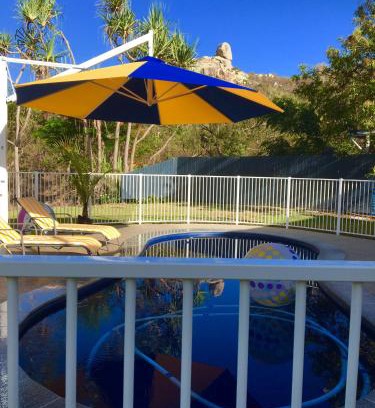 Bowen House | Golden Sands Beach House