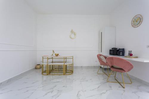 Montecalvario Apartment | Golden Suites by Dimorra