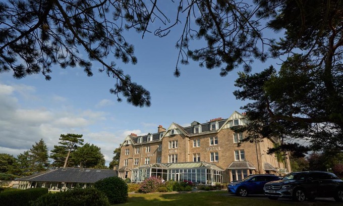 Nairn Hotel | Golf View Hotel & Spa