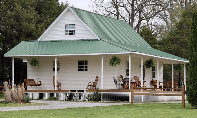 Lawrenceburg Cottage | Good Hope Cottage- Amish Country/fire pit