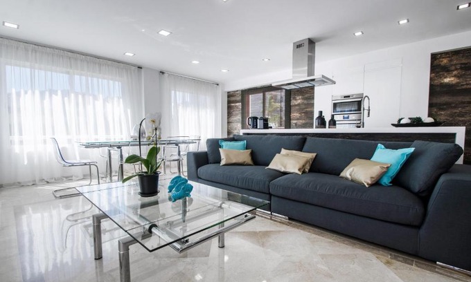 Torrequebrada Apartment | Gorgeous 170 sq.m. penthouse with sea view terraces