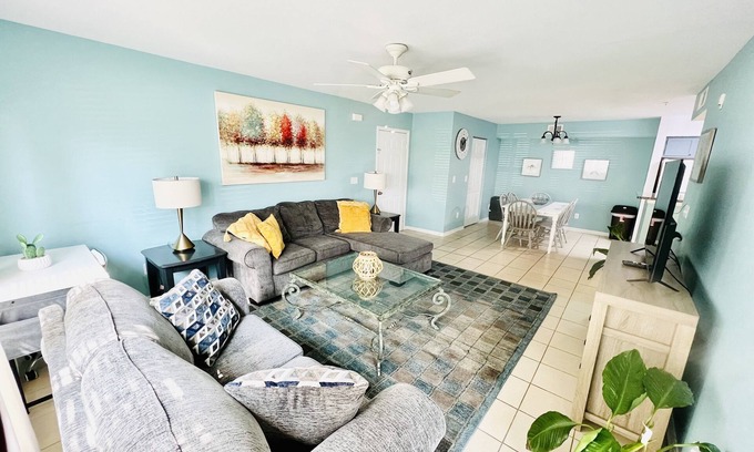 Indian Bayou Condo | Gorgeous 3 bed 2 bath condo with pool near beach